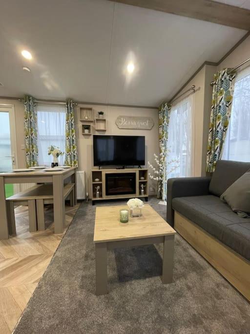 Brand New 6 Berth Holiday Home Selsey Bagian luar foto